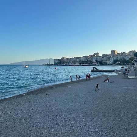Seafront Apartment Sarandë Eksteriør billede