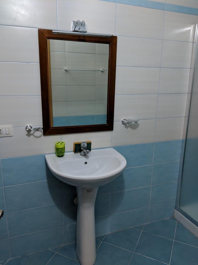 Seafront Apartment Sarandë Eksteriør billede