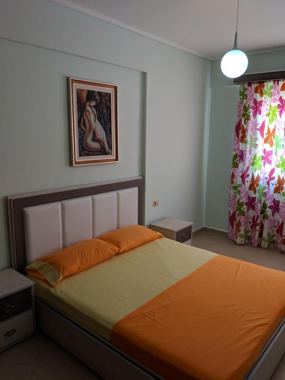 Seafront Apartment Sarandë Eksteriør billede